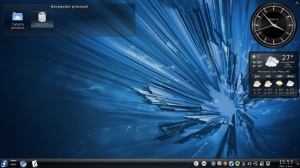 Captura de mi escritorio con Fedora 14 KDE Software Compilation